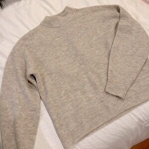 Nordstrom beige ribbed sweater, size M